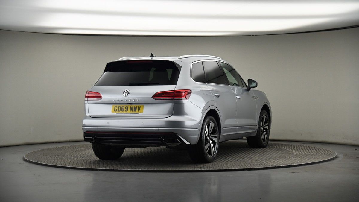 More views of Volkswagen Touareg