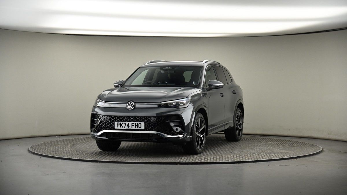 More views of Volkswagen Tiguan