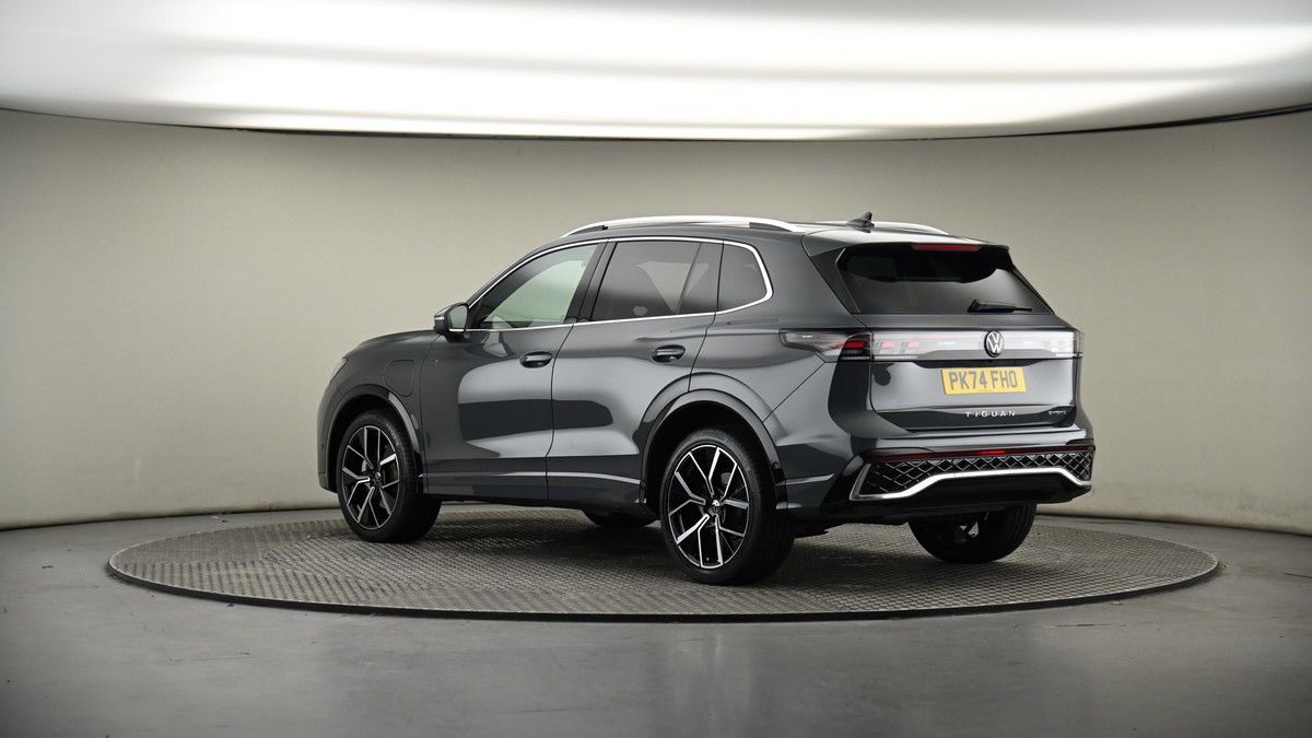 More views of Volkswagen Tiguan
