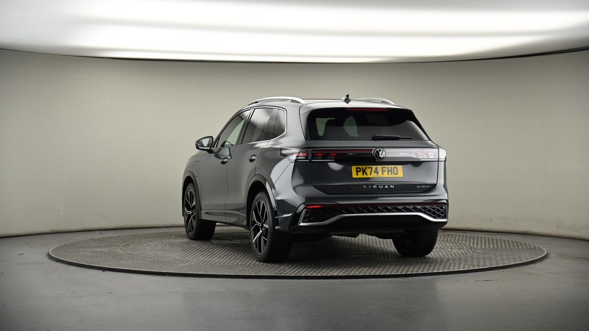 More views of Volkswagen Tiguan