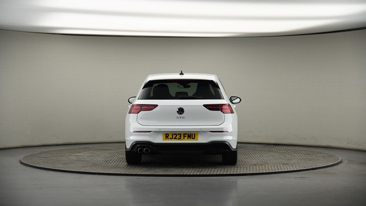 Volkswagen Golf Image 17