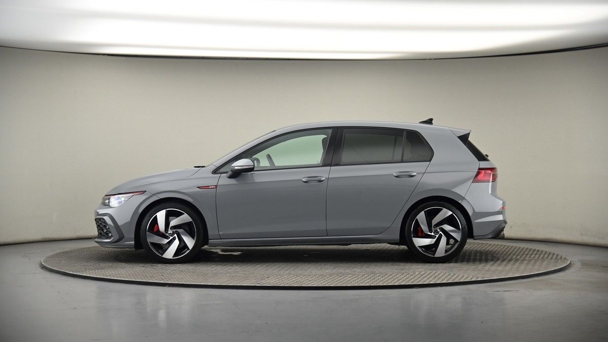 Volkswagen Golf Image 18