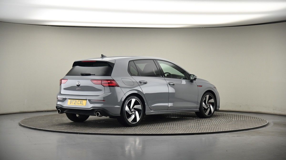 Volkswagen Golf Image 6