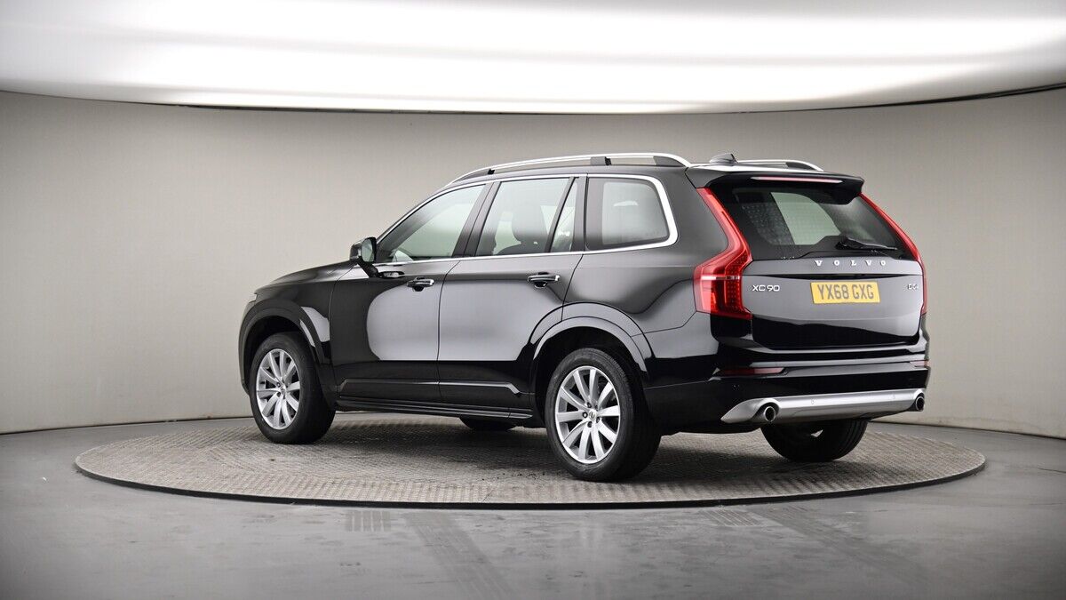 More views of Volvo XC90