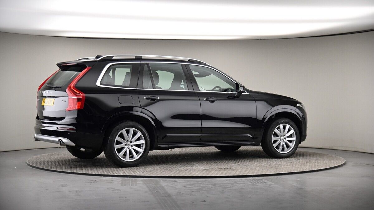 More views of Volvo XC90