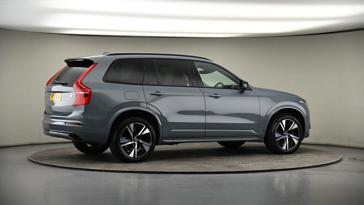 More views of Volvo XC90