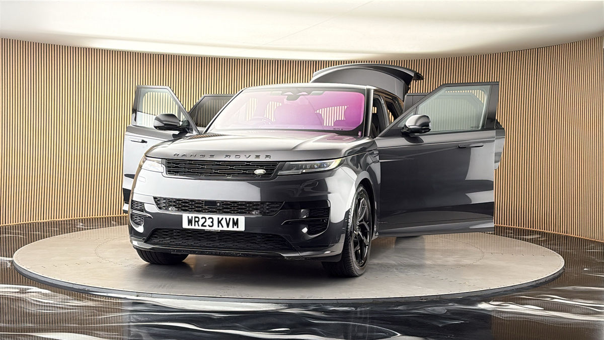 More views of Land Rover Range Rover Sport