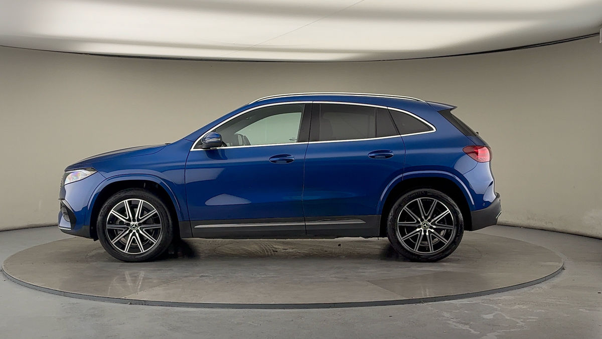 Mercedes-Benz EQA Image 15