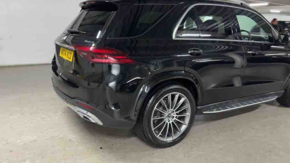 More views of Mercedes-Benz GLE