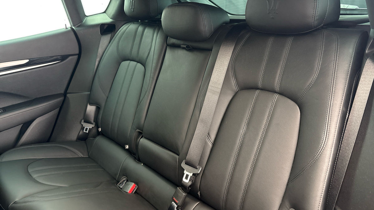 Maserati Levante Image 8