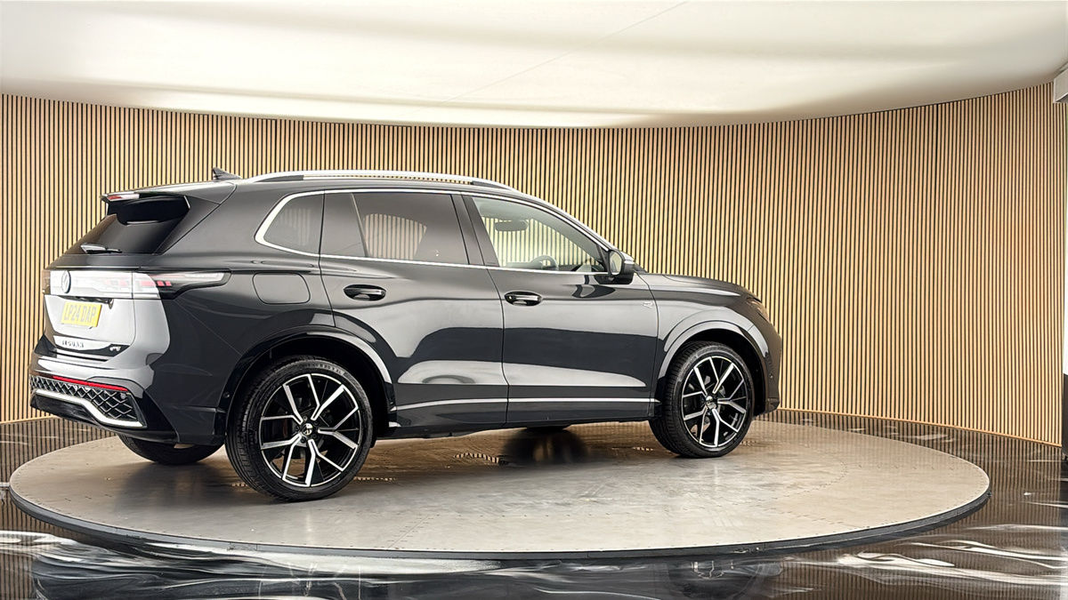 More views of Volkswagen Tiguan