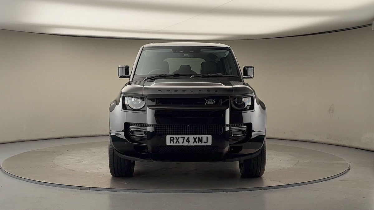 Land Rover Defender 110 Image 3