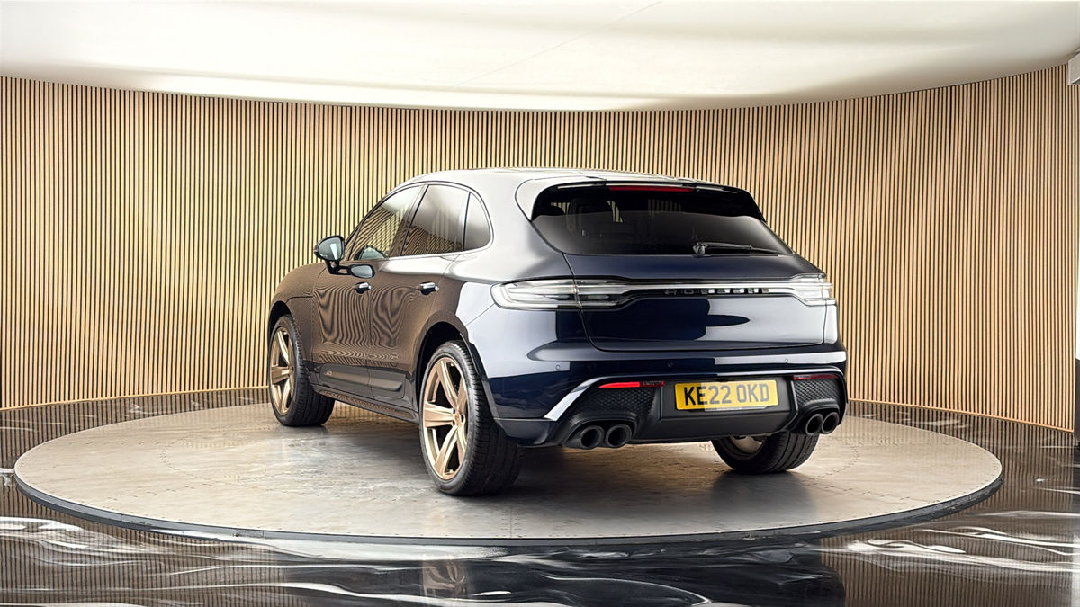 More views of Porsche Macan