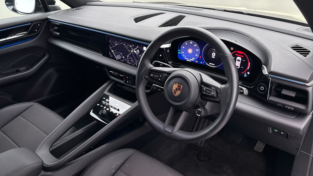 Porsche Macan Image 5