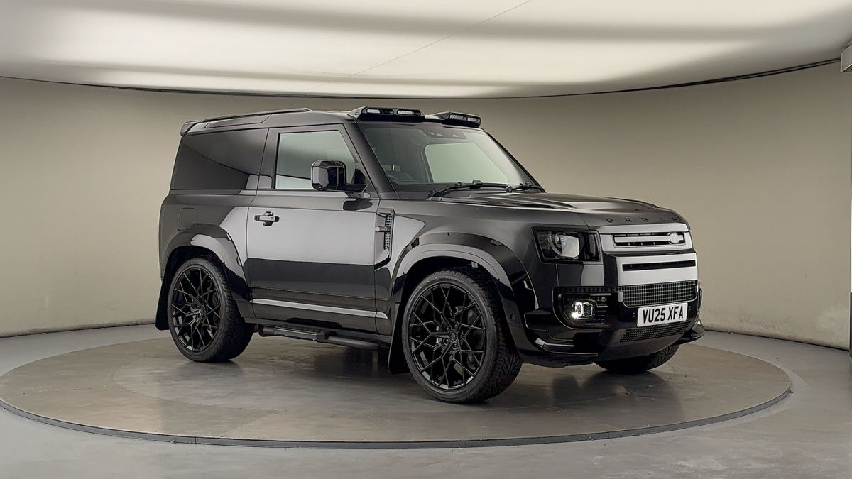 More views of Land Rover Defender 90