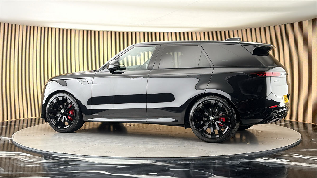 More views of Land Rover Range Rover Sport