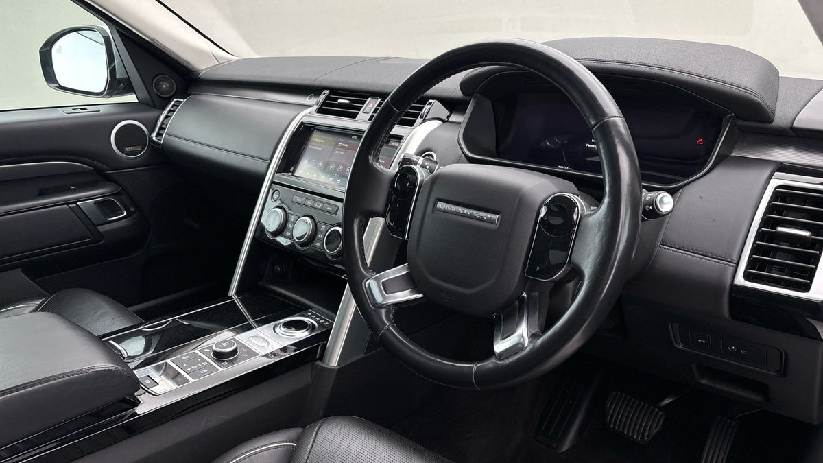 Land Rover Discovery Image 5