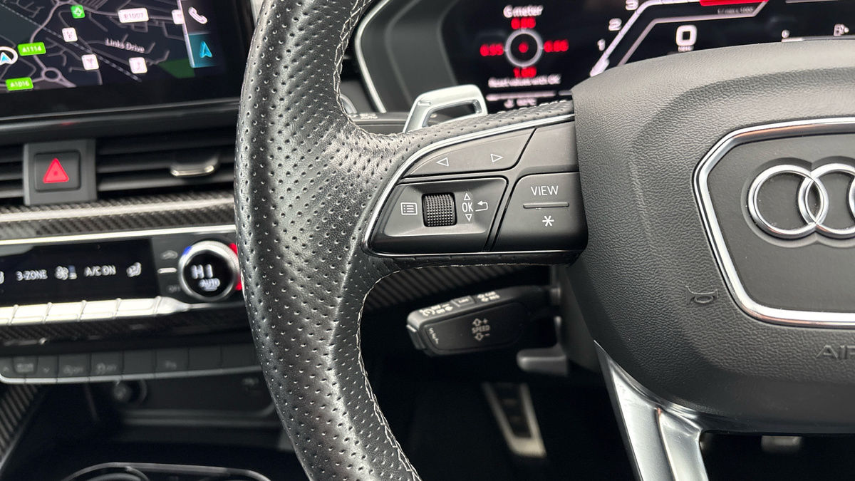 Audi RS4 Avant Image 13