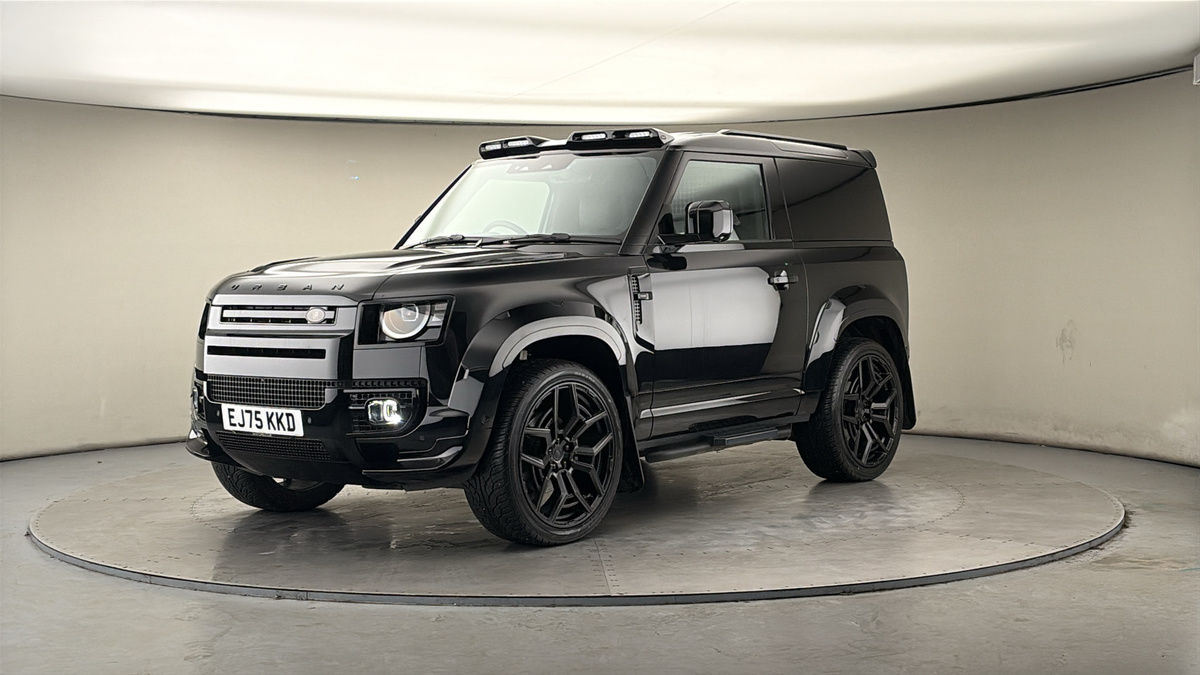 Land Rover Defender 90 Urban Image 20