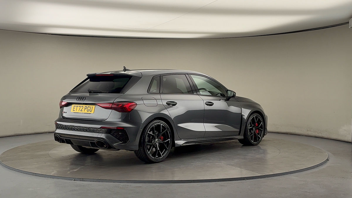 Audi RS3 Image 21