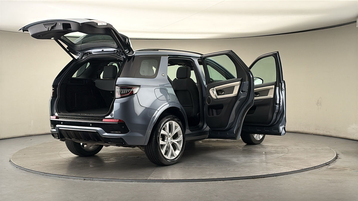 More views of Land Rover Discovery Sport
