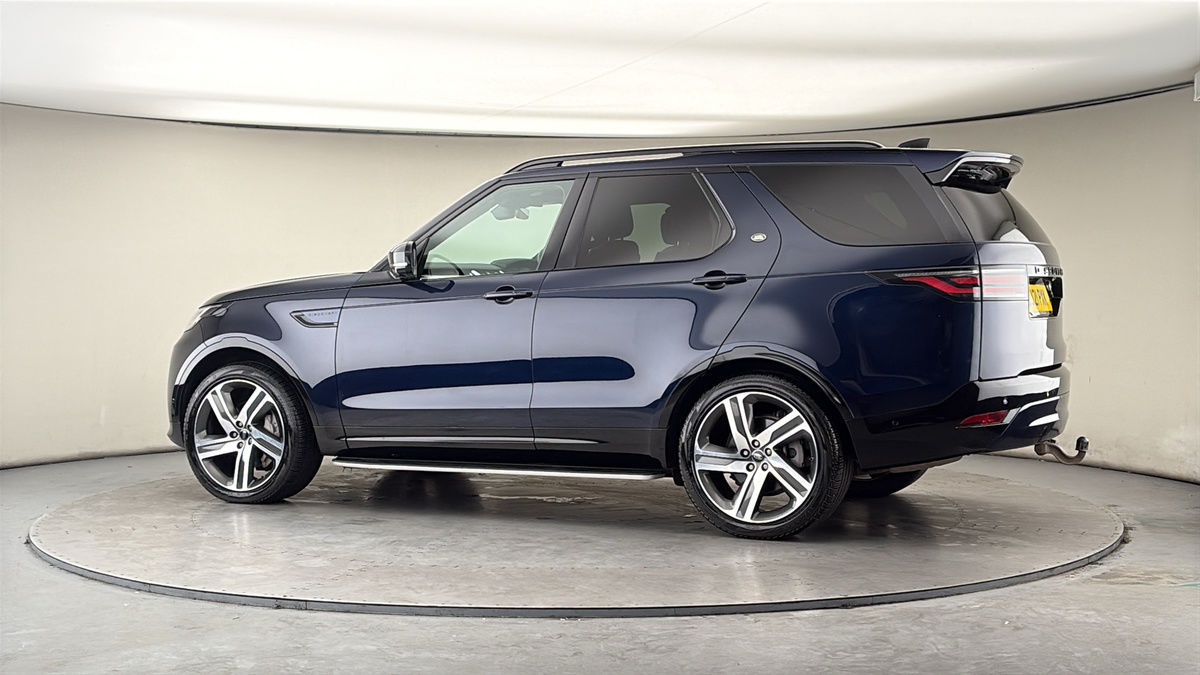 More views of Land Rover Discovery