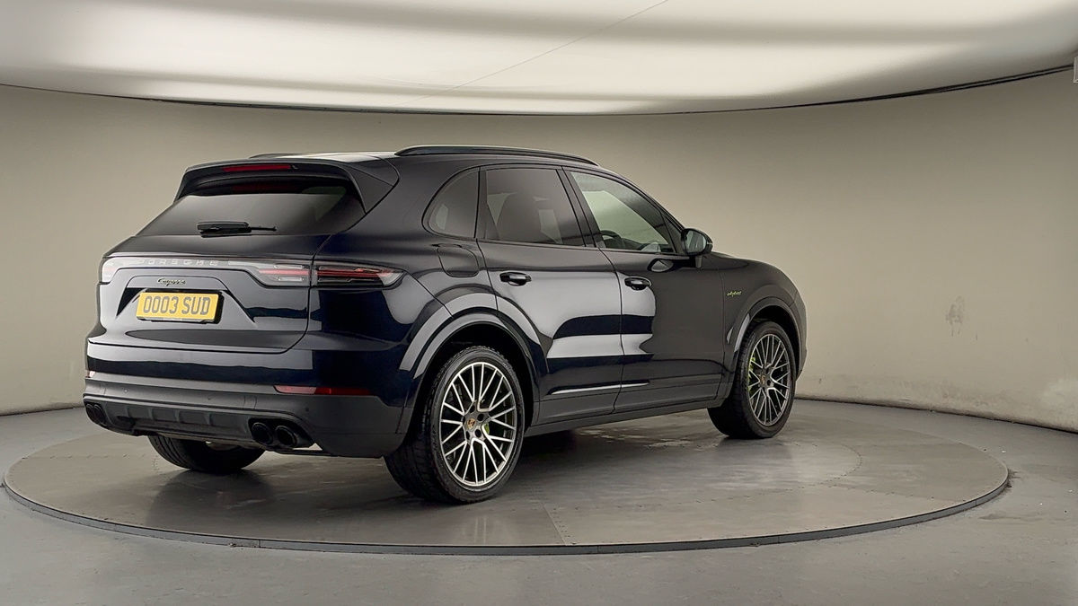 More views of Porsche Cayenne