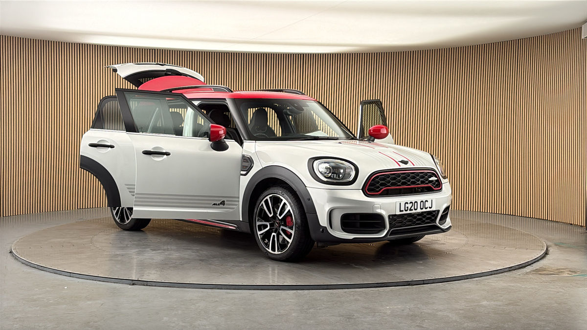 More views of MINI Countryman