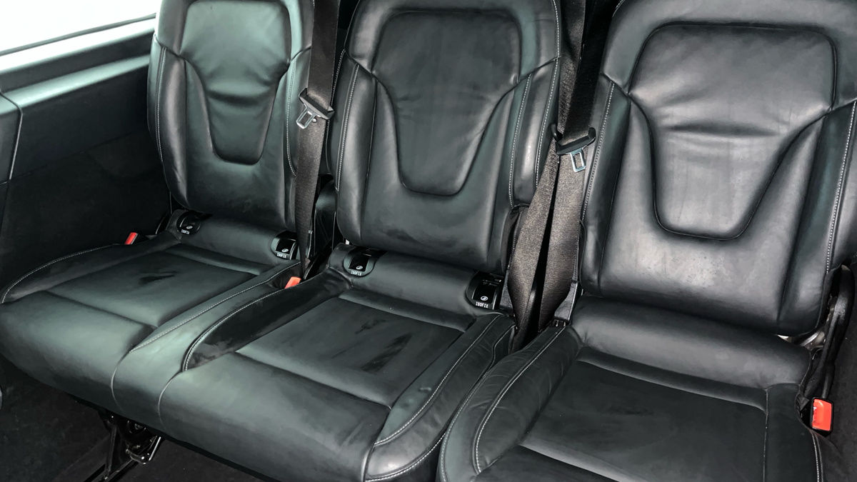 Mercedes-Benz V Class Image 8