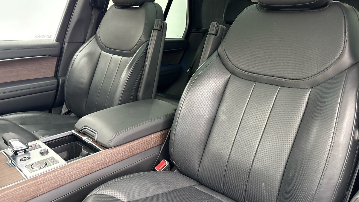 Land Rover Range Rover Image 13