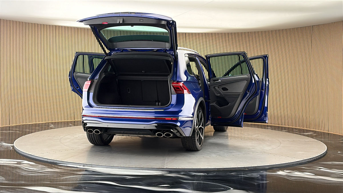 More views of Volkswagen Tiguan
