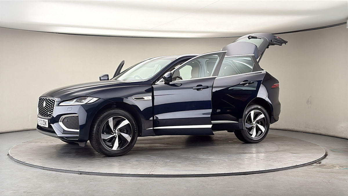 More views of Jaguar F-PACE