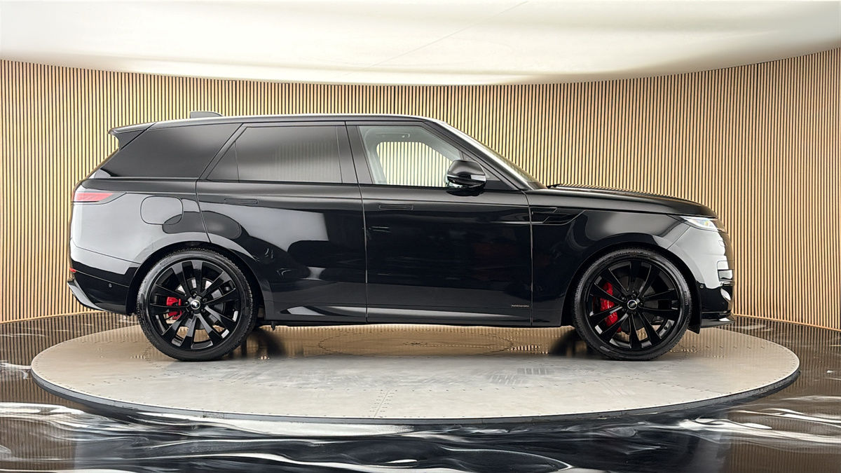 Land Rover Range Rover Sport Image 16