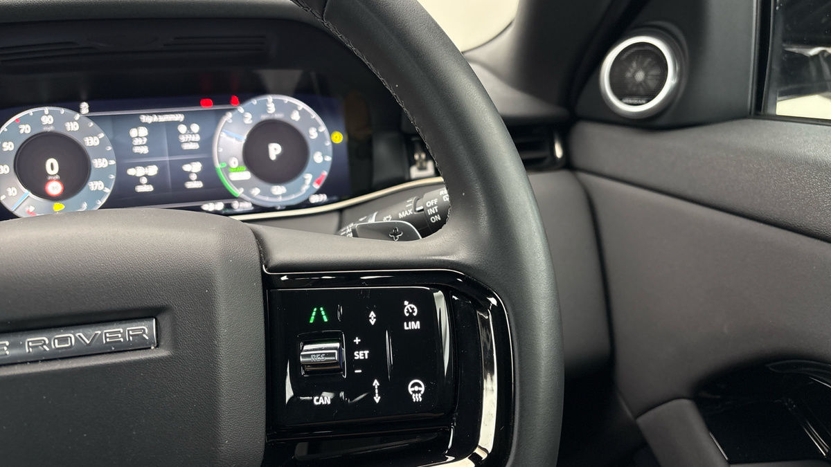 Land Rover Range Rover Evoque Image 14