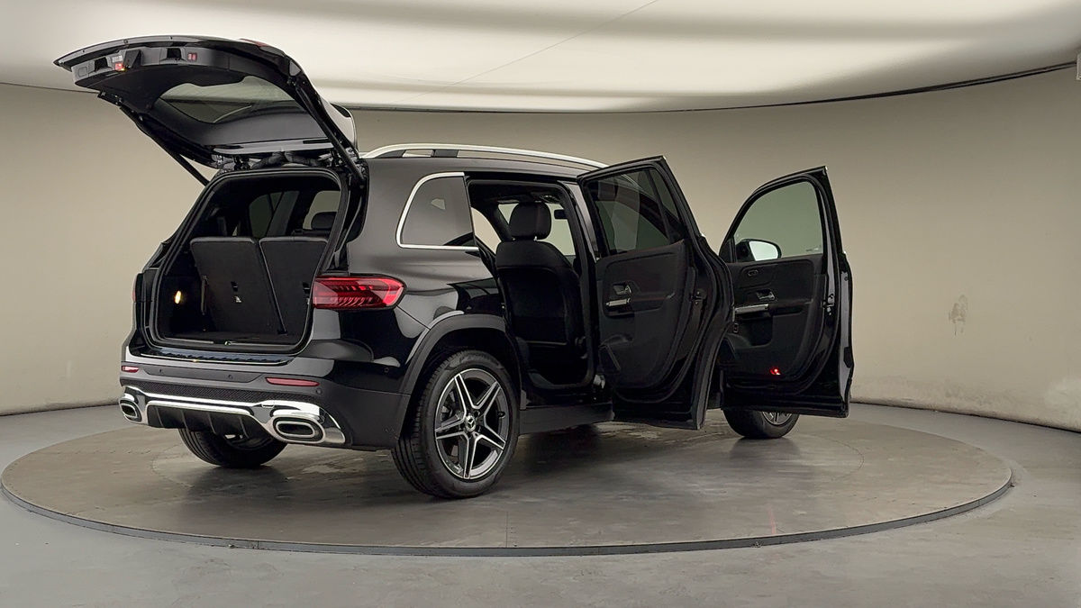 More views of Mercedes-Benz GLB