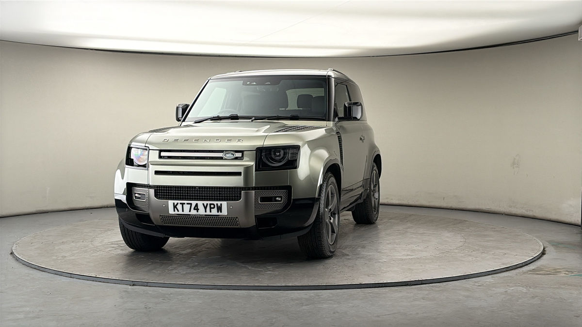 More views of Land Rover Defender 90
