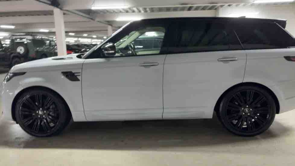 More views of Land Rover Range Rover Sport