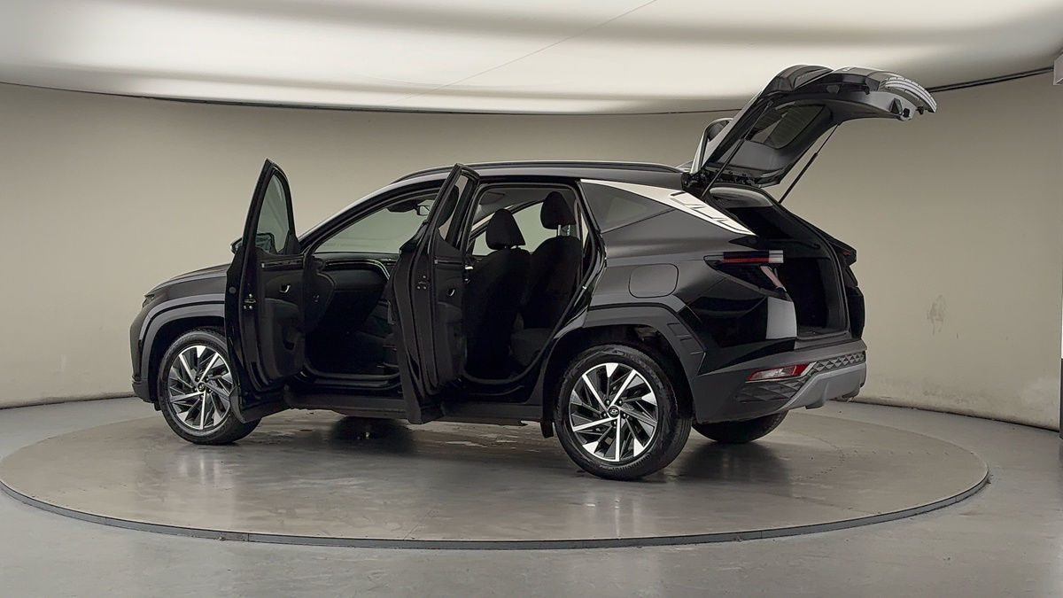 More views of Hyundai TUCSONix35