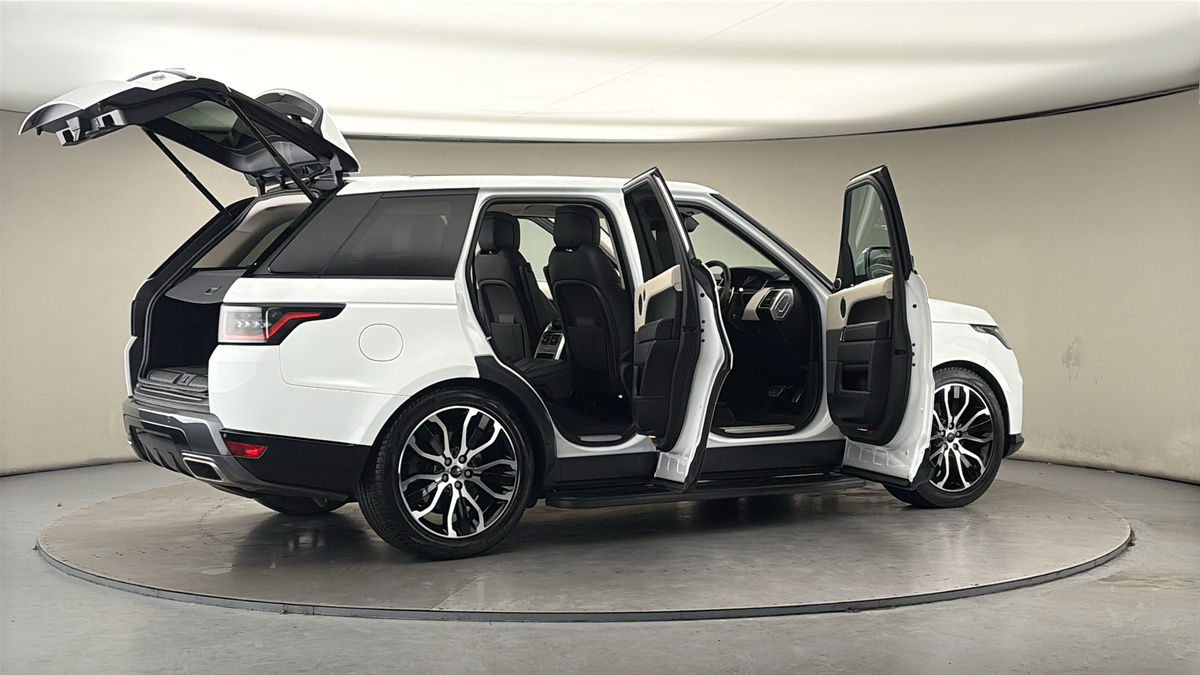 More views of Land Rover Range Rover Sport