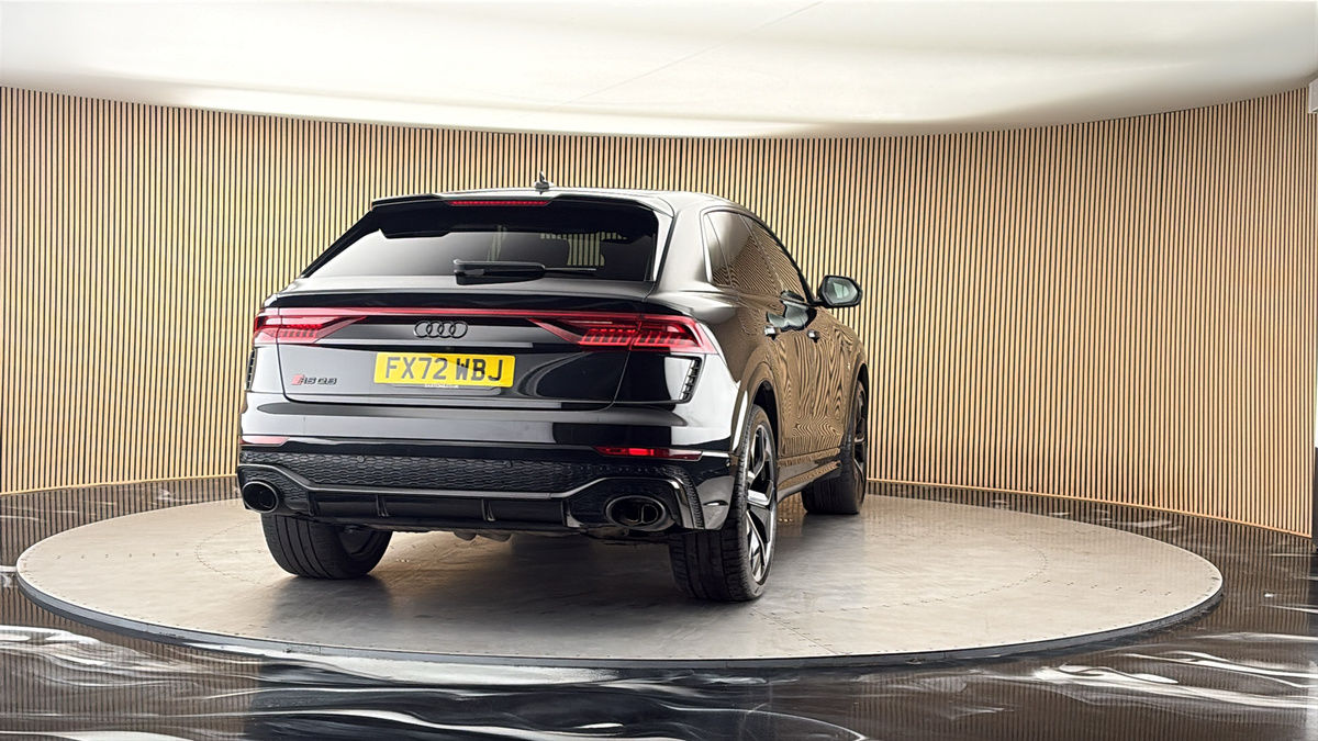 More views of Audi RSQ8