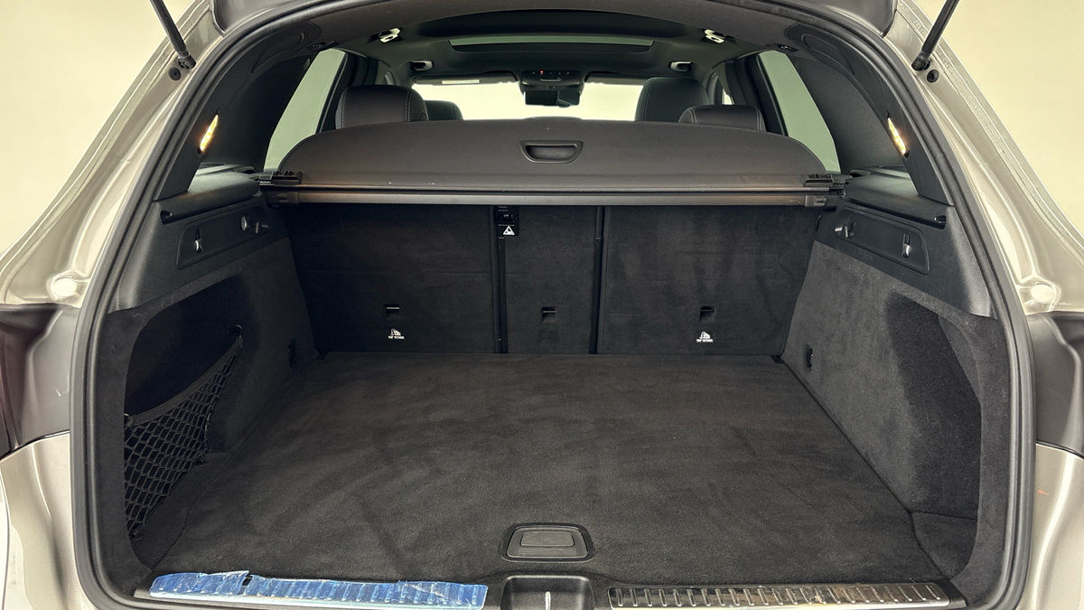 Mercedes-Benz GLC Image 11