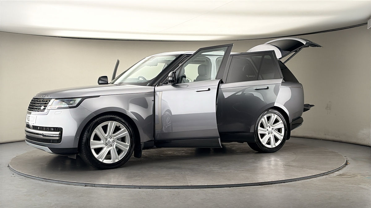 More views of Land Rover Range Rover