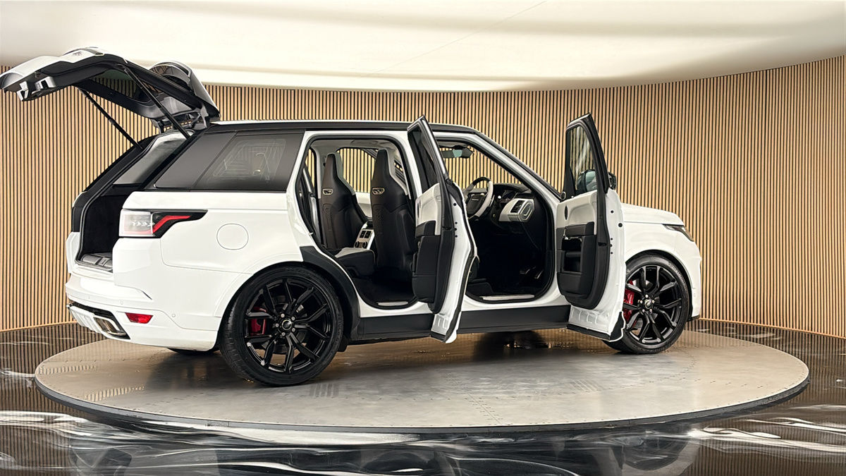 More views of Land Rover Range Rover Sport