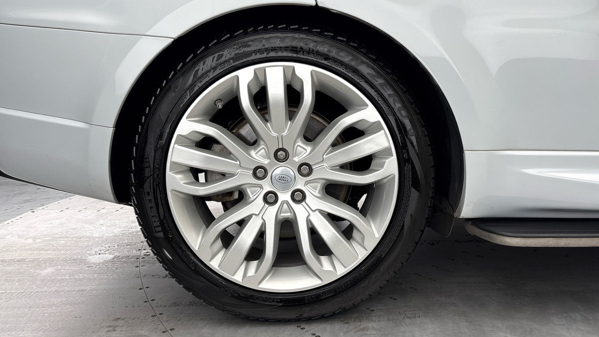 Land Rover Range Rover Sport Image 10