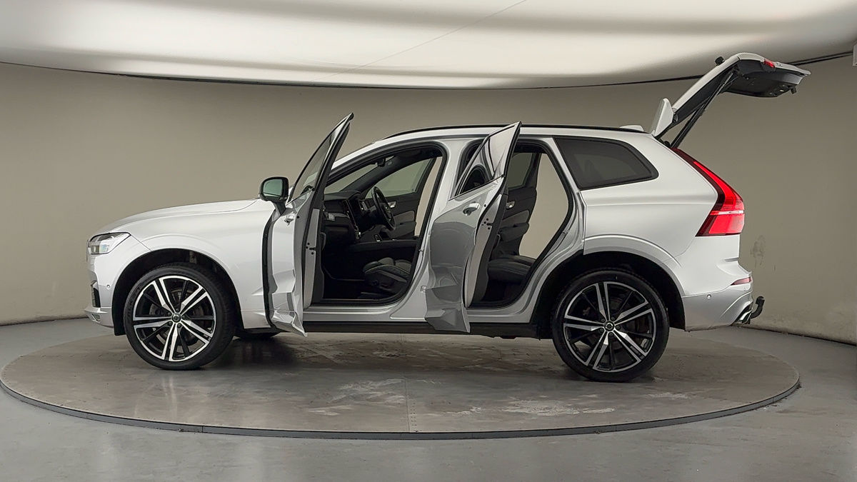 More views of Volvo XC60