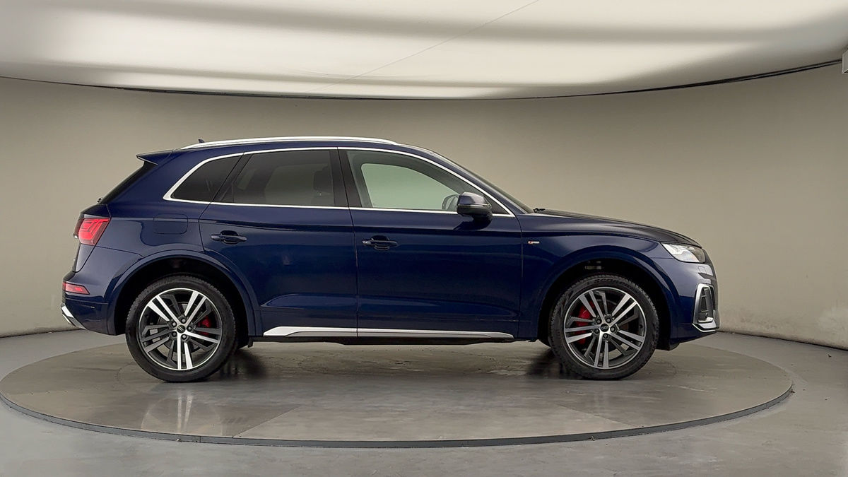 Audi Q5 Image 16