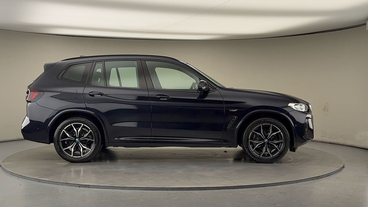 BMW X3 Image 16