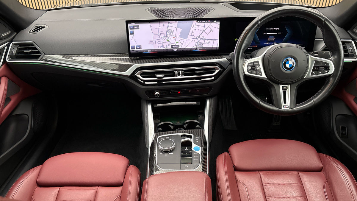 BMW i4 Image 13