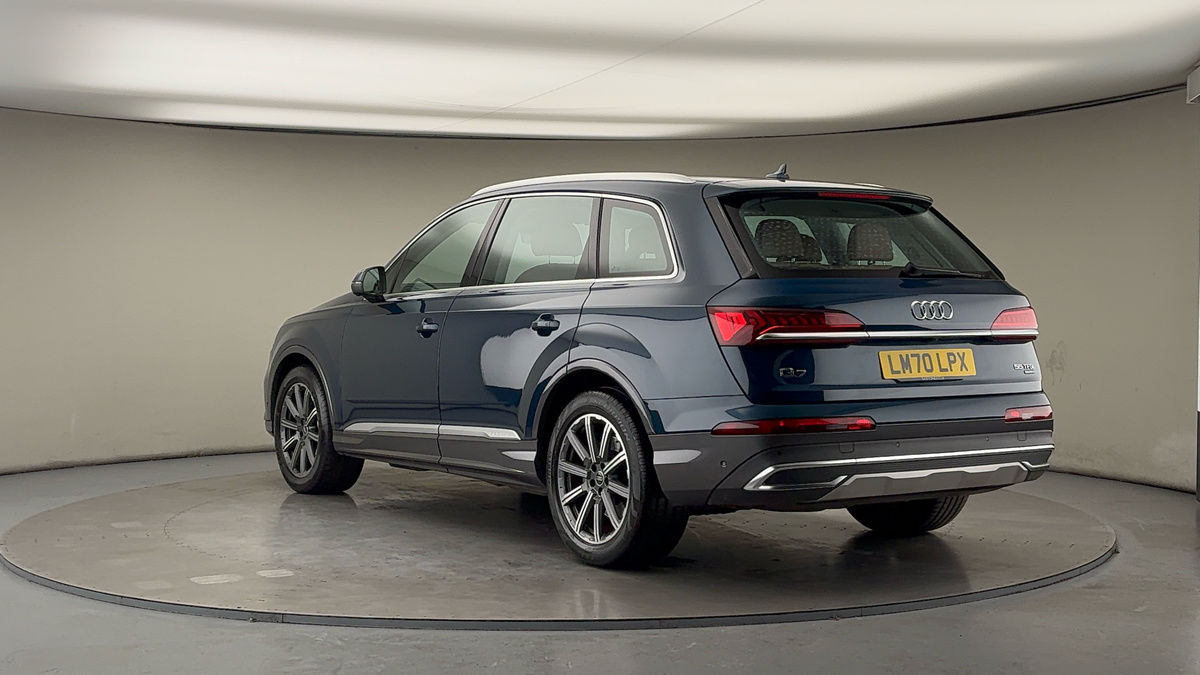 Audi Q7 Image 2
