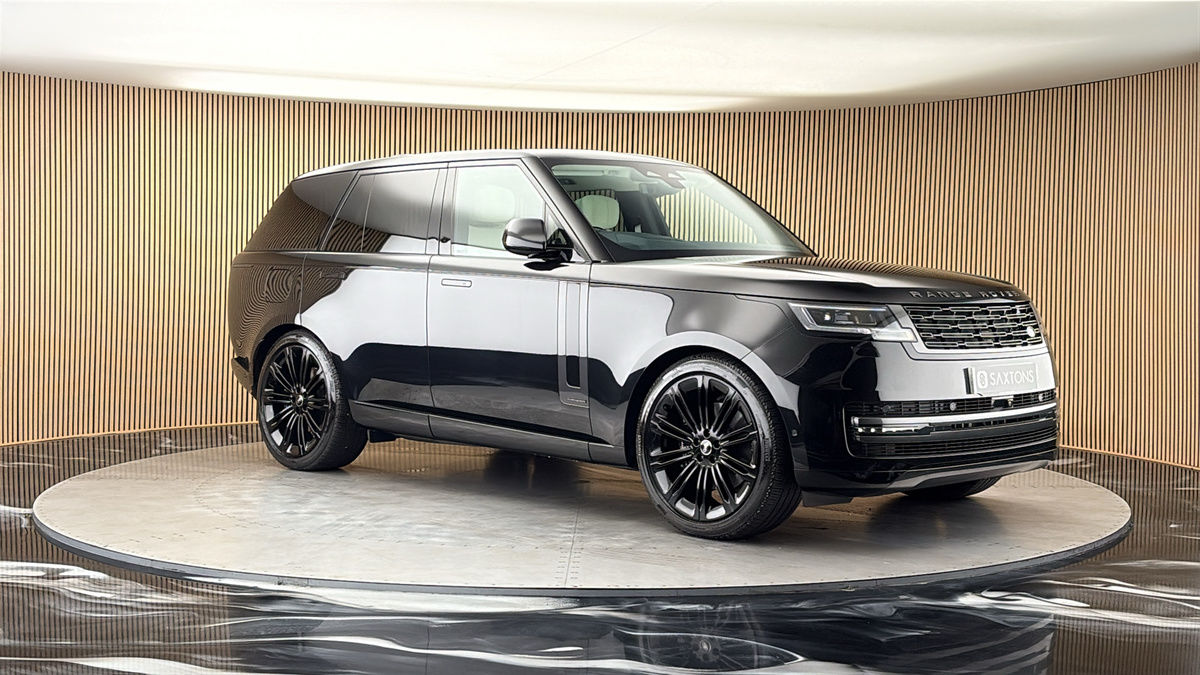More views of Land Rover Range Rover